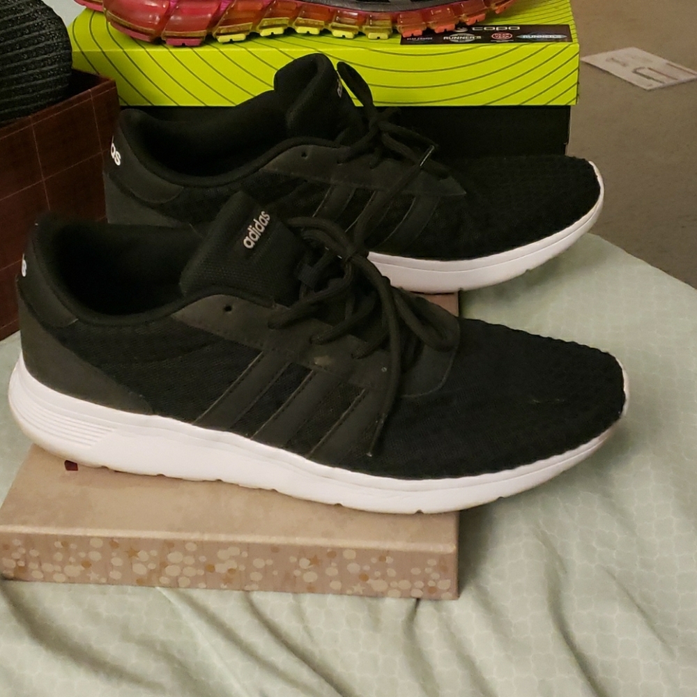 Women's Adidas Lite Racers Black 11
